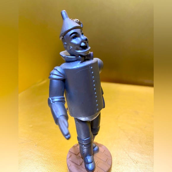 WIZARD OF OZ VINTAGE 1987 TIN MAN PVC ORNAMENT TURNER 1939 LOEWS REN. 1966 MGM - Picture 10 of 10